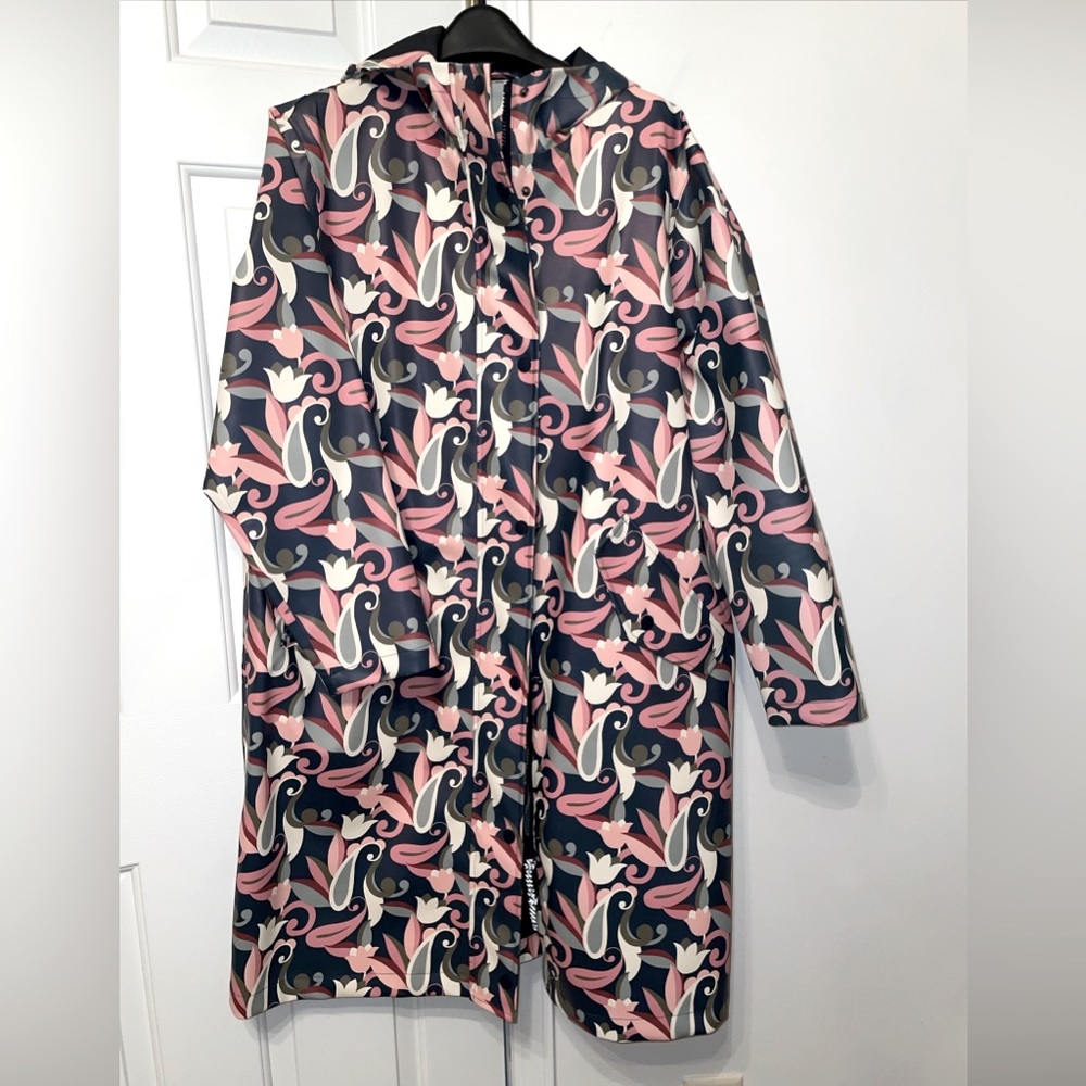 Boden Women Waterproof Longline Raincoat Size US 16-18R - Picture 6 of 9